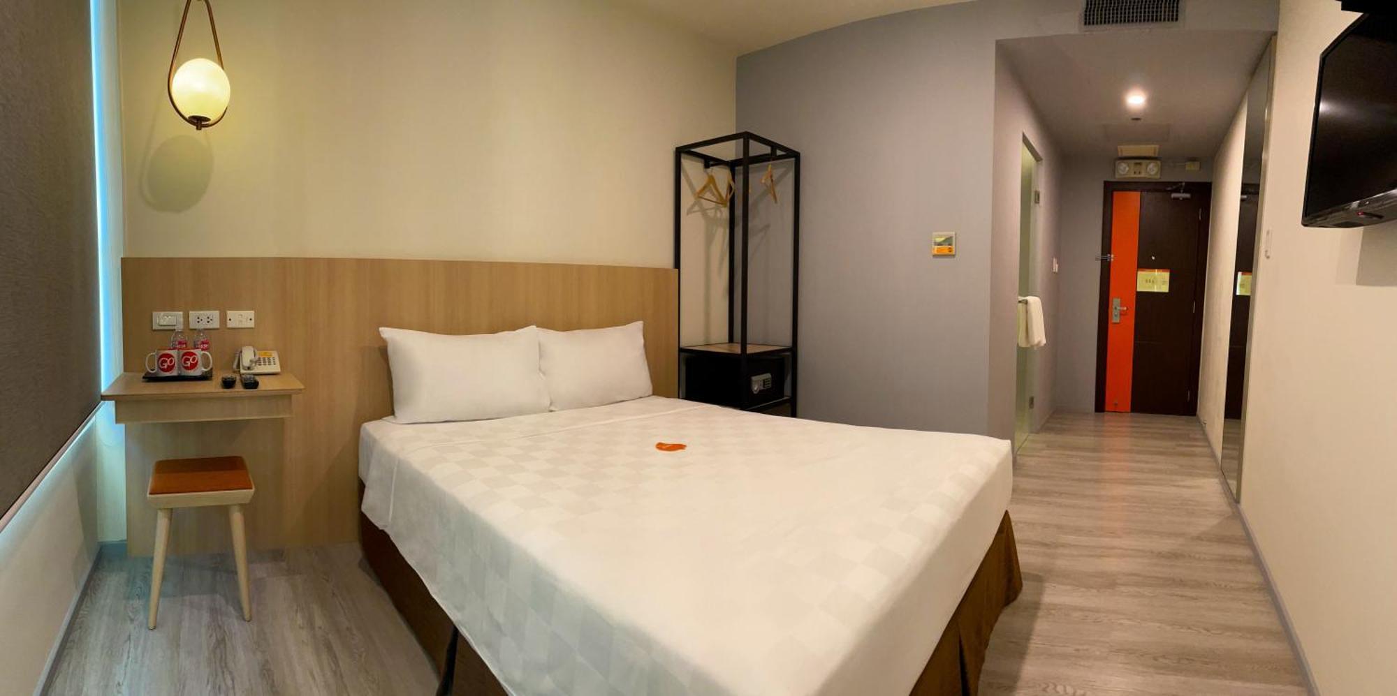 Go Hotels Plus Mandaluyong Luaran gambar