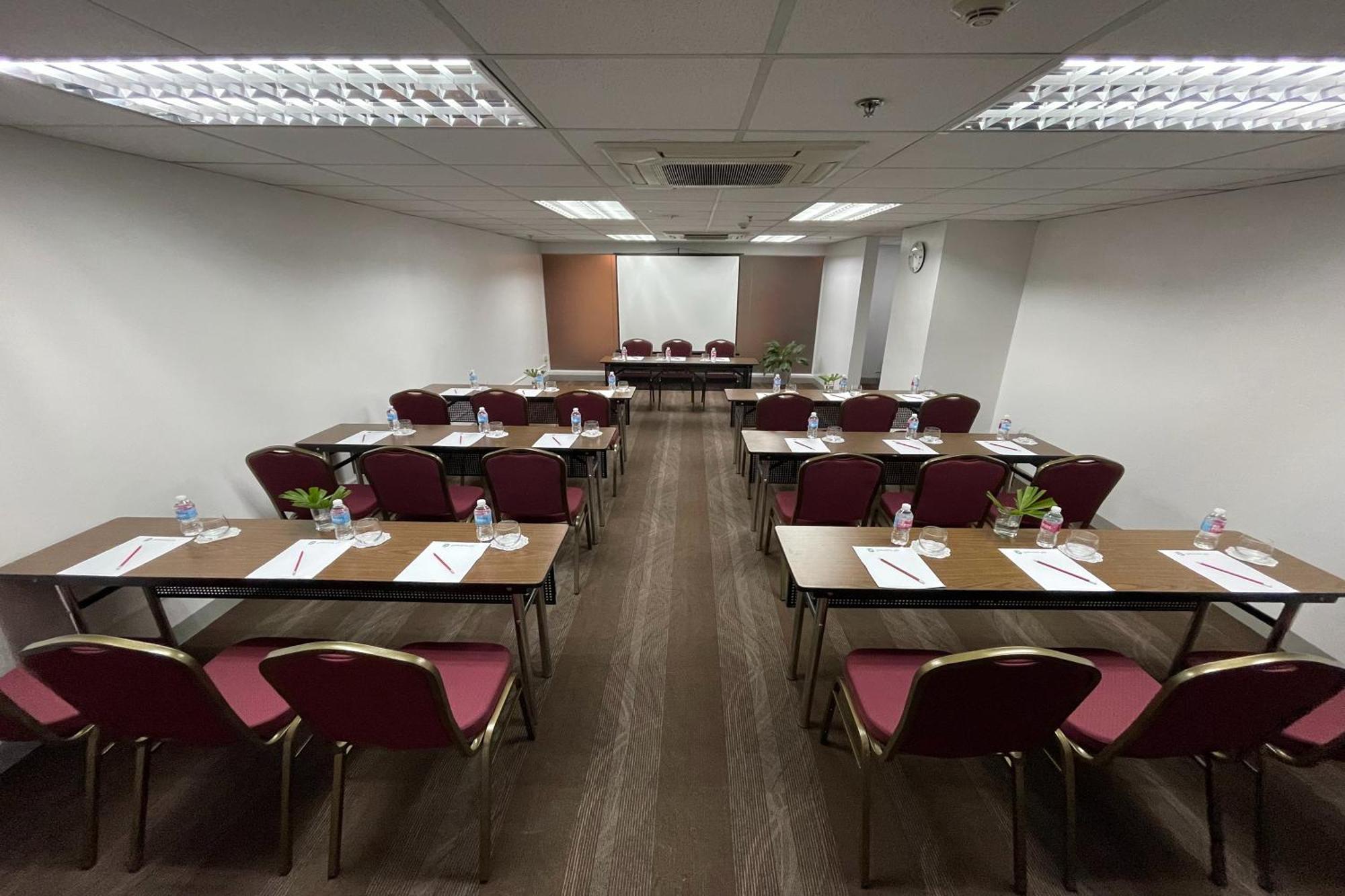 Go Hotels Plus Mandaluyong Luaran gambar