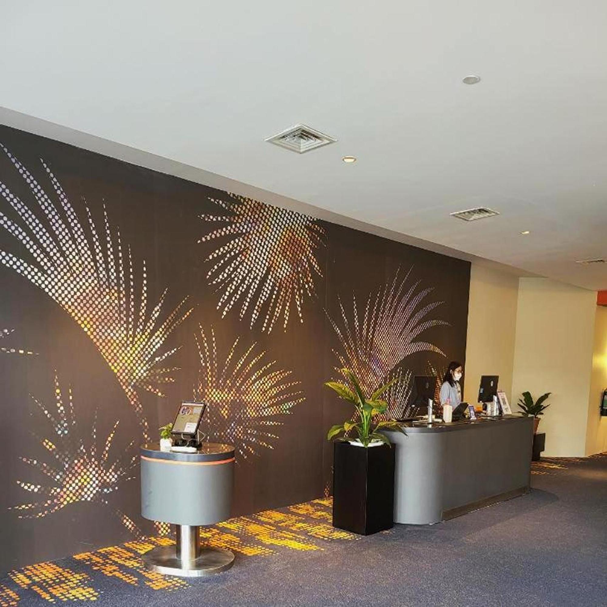 Go Hotels Plus Mandaluyong Luaran gambar