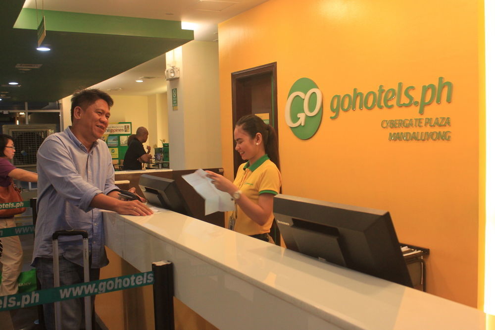 Go Hotels Plus Mandaluyong Luaran gambar